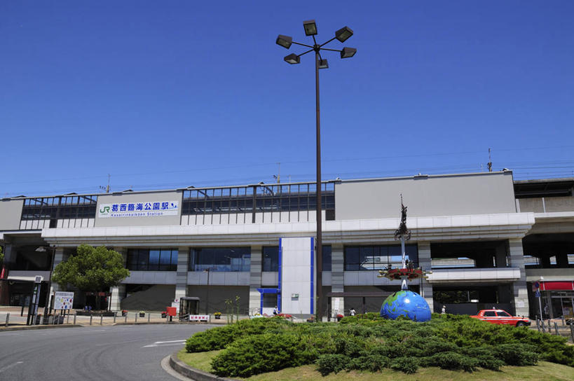 无人,栏杆,横图,室外,白天,仰视,度假,草地,草坪,美景,植物,城市风光,城市,道路,路,路灯,车站,照明,东京,日本,亚洲,阴影,光线,影子,景观,围栏,小路,灯光,站台,交通,娱乐,护栏,月台,灯,草,蓝色,绿色,蓝天,天空,阳光,天,享受,休闲,景色,放松,晴朗,照亮,照明设备,东亚,本州,万里无云,关东地方,本州岛,日本国,东京都,江户川区,晴空,晴空万里,彩图,低角度拍摄,东京23区,葛西临海公园站