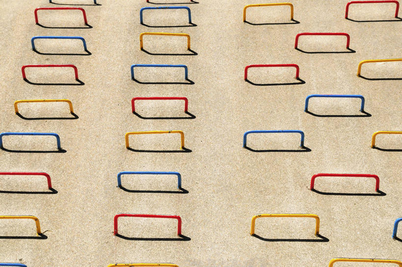 无人,横图,俯视,室外,白天,度假,游戏,美景,城市风光,城市,玩具,东京,日本,亚洲,一排,阴影,整齐,并列,并排,光线,影子,景观,新宿,玩,娱乐,架子,排列,阳光,享受,休闲,景色,放松,益智,活动,攀登架,队列,发泄,消遣,智力,平行,东亚,本州,关东地方,本州岛,日本国,东京都,新宿区,宣泄,县厅,东京市,玩耍,嬉戏,彩图,高角度拍摄,攀爬架