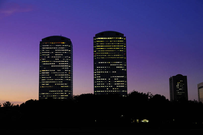 无人,高楼大厦,横图,室外,白天,仰视,度假,办公楼,美景,日落,植物,城市风光,城市,大厦,建筑,摩天大楼,写字楼,日本,亚洲,阴影,光线,影子,景观,晚霞,霞光,落日,灯光,千叶县,娱乐,树,树木,绿色,自然,黄昏,楼宇,享受,休闲,商务楼,景色,彩霞,放松,生长,成长,东亚,本州,关东地方,本州岛,日本国,千叶,夕照,薄暮,夕阳,彩图,低角度拍摄,傍晚,大楼,高层建筑,高楼,摩天楼,幕张国际城,斜阳