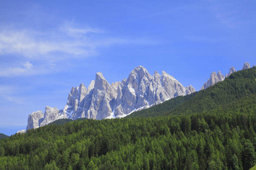 无人,横图,室外,白天,正面,旅游,度假,石头,美景,森林,山,山脉,树林,植物,意大利,欧洲,阿尔卑斯山,石子,景观,山峰,云,云朵,山峦,云彩,娱乐,树,树木,蓝色,绿色,白云,蓝天,天空,自然,群山,天,享受,休闲,景色,放松,生长,晴朗,成长,南欧,自然风光,阿尔卑斯山脉,意大利共和国,威内托,威内托大区,多洛米蒂山脉,贝卢诺,贝卢诺省,石块,岩石,晴空,彩图,波尔萨诺,博尔扎诺,特伦托自治省