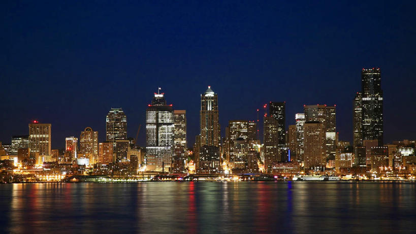 无人,高楼大厦,横图,全景,室外,夜晚,正面,度假,河流,美景,水,天际线,城市风光,城市,大厦,建筑,摩天大楼,夜景,华盛顿,美国,阴影,光线,影子,河水,景观,水流,灯光,娱乐,建设,倒影,天空,天,享受,休闲,景色,放松,倒映,北美,北美洲,美洲,华盛顿州,西雅图,常绿之州,常青州,北亚美利加洲,亚美利加洲,绿宝石城,翡翠之城,雨城,常绿之城,阿拉斯加门户,女王之城,喷气机之城,常青城,反照,彩图,大楼,高层建筑,高楼,摩天楼