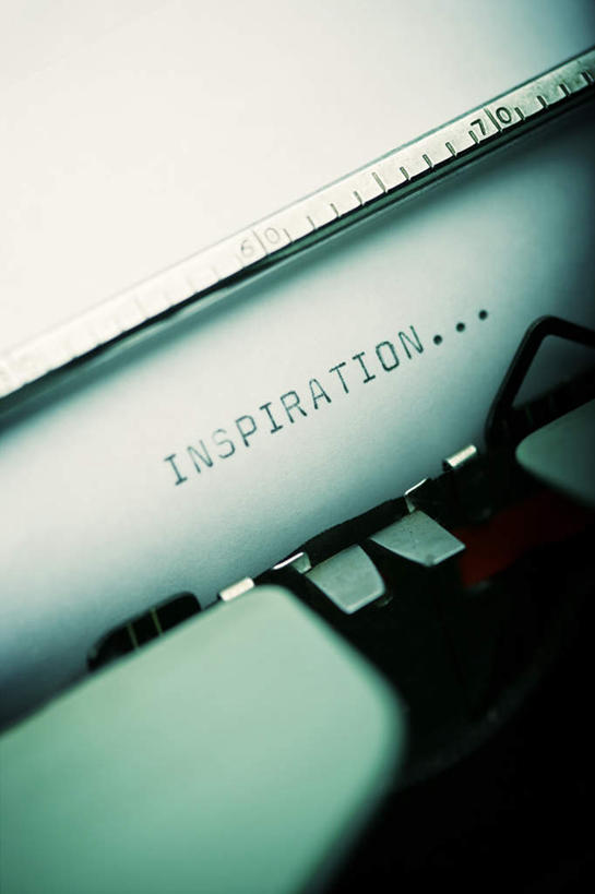 无人,竖图,俯视,室内,特写,白天,敲打,古老,陈旧,英文,标志,文字,纸,字符,字母,输入,标识,打字,英文字母,点击,敲击,打字机,按键,彩图,高角度拍摄