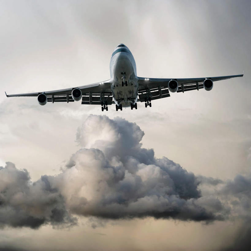 无人,方图,室外,白天,仰视,飞机,飞翔,飞行,云,云朵,交通,翱翔,云彩,航空,飞,白云,天空,交通工具,天,运输,一架,晴朗,客机,载具,晴空,彩图,低角度拍摄