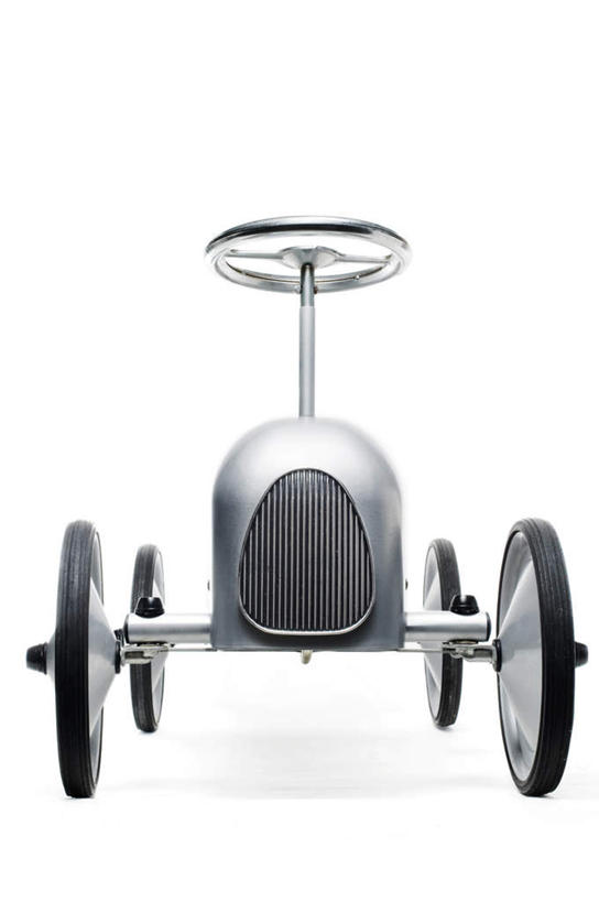 无人,竖图,室内,白天,白色背景,正面,游戏,玩具,一辆,阴影,光线,影子,灯光,玩,娱乐,车轮,方向盘,休闲,益智,摄影,影棚,活动,发泄,消遣,智力,宣泄,玩具车,玩耍,嬉戏,彩图,影棚拍摄,拍摄