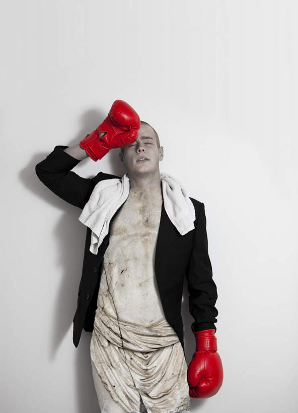 西方人,一个人,拳击手,站,闭眼,竖图,室内,白天,白色背景,正面,锻炼,比赛,运动,拳击,雕塑,欧洲,欧洲人,仅一个男性,仅一个人,艺术,装饰,雕刻,雕像,纺织物,拳击手套,仅一个年轻男性,红色,工艺品,毛巾,擦汗,清洁,站着,摄影,影棚,纪念,保暖,美术,主题,陈列,透气,防水,功能,美学,储水,耐磨,吸水,体育,男人,男性,年轻男性,白种人,拳击家,拳击运动员,闭眼睛,闭着眼,闭着眼睛,站立,半身,彩图,影棚拍摄,健身,拍摄