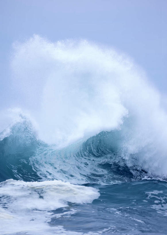 无人,竖图,室外,白天,正面,旅游,度假,海浪,海洋,美景,景观,浪花,娱乐,蓝色,蓝天,天空,自然,海水,天,享受,休闲,景色,放松,晴朗,汹涌,自然风光,海景,万里无云,澎湃,磅礴,大海,风浪,海,海水的波动,近岸浪,涌浪,晴空,晴空万里,彩图