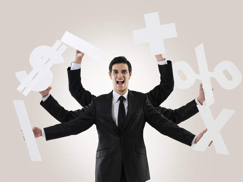 西方人,一个人,商务人士,商务男性,举,横图,室内,白天,正面,衬衫,钱,美元,欧洲,欧洲人,仅一个男性,仅一个人,握,灰色背景,套装,标志,钱币,文字,字符,字母,美金,繁忙,拿,拿着,标识,仅一个年轻男性,托,张嘴,握着,钞票,金融,纸币,摄影,影棚,经济,挥动,挥舞,忙碌,商务装,流通,张大嘴巴,纸钞,贸易,工薪阶层,劳碌,摆荡,货币,现金,男人,男性,年轻男性,白种人,白领,上班族,张开嘴,举起,举手,举着,向上举,向上伸,向上托,半身,彩图,影棚拍摄,衬衣,拍摄