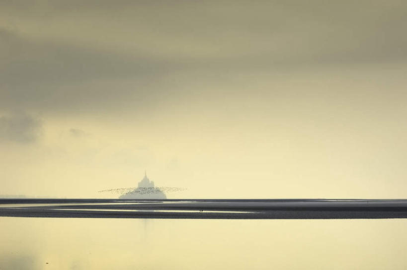 无人,横图,室外,白天,正面,旅游,度假,海浪,海洋,美景,雾,轮船,船,法国,欧洲,阴影,朦胧,模糊,光线,影子,景观,浪花,云,云朵,云彩,娱乐,蓝色,白云,蓝天,天空,阳光,自然,海水,交通工具,天,享受,休闲,景色,放松,晴朗,迷雾,自然风光,载具,海景,法兰西共和国,法兰西第五共和国,圣米歇尔山,下诺曼底,下诺曼底大区,芒什省,大海,风浪,海,海水的波动,近岸浪,涌浪,大雾,晴空,彩图