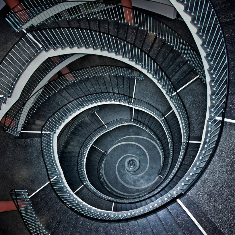 无人,栏杆,方图,俯视,室内,白天,楼梯,德国,欧洲,阴影,光线,扶手,螺旋,影子,阶梯,旋转,护栏,台阶,阳光,西欧,扭转,德意志联邦共和国,彩图,高角度拍摄