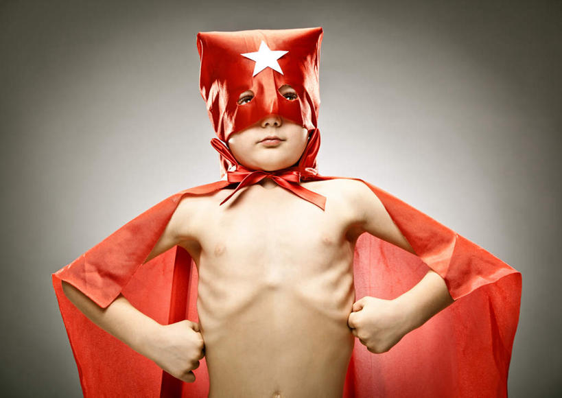 西方人,儿童,一个人,站,横图,室内,白天,正面,纯洁,欧洲,欧洲人,仅一个男性,仅一个人,灰色背景,面具,裸露,小孩,红色,站着,仅一个小孩,可爱,童年,童趣,遮,遮掩,摄影,影棚,憋气,掩盖,遮挡,吸气,裸,斗篷,童真,烂漫,无邪,遮盖,掩饰,大氅,天真,男孩,男人,男性,白种人,孩子,站立,半身,彩图,影棚拍摄,拍摄,男生