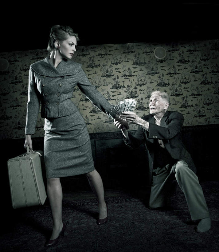 西方人,两个人,站,坐,跪,拉,竖图,室内,白天,正面,钱,欧洲,欧洲人,服装,拉杆箱,旅行箱,钱币,墙,休闲装,墙壁,墙面,衣服,行李箱,箱子,站着,休闲,休闲服,钞票,金融,纸币,服饰,经济,出差,流通,纸钞,贸易,乞求,货币,现金,老年男性,男人,男性,年轻女性,女人,女性,白种人,跪着,站立,坐着,彩图,全身,旅行