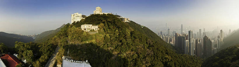 无人,家,高楼大厦,横图,全景,俯视,航拍,室外,白天,度假,美景,山,山脉,城市风光,城市,大厦,建筑,摩天大楼,香港,中国,亚洲,阴影,光线,影子,房屋,屋子,景观,山峰,云,云朵,公寓,山峦,云彩,娱乐,洋房,楼房,住宅,蓝色,白云,蓝天,天空,阳光,群山,天,享受,休闲,景色,放松,晴朗,港,鸟瞰,东亚,香港岛,香港特别行政区,港澳台,中华人民共和国,港岛,凌霄阁,炉峰峡,山顶道,晴空,彩图,高角度拍摄,房子,大楼,高层建筑,高楼,摩天楼