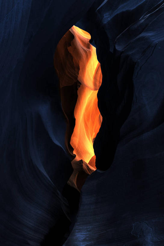 无人,竖图,俯视,室外,白天,旅游,度假,石头,美景,美国,亮光,纹路,石子,纹理,景观,光亮,娱乐,自然,享受,休闲,景色,放松,亚利桑那,北美,北美洲,自然风光,美洲,灼热,亚利桑那州,大峡谷之州,肌理,北亚美利加洲,亚美利加洲,炽热,酷热,羚羊峡谷,石块,岩石,彩图,高角度拍摄,美利坚合众国