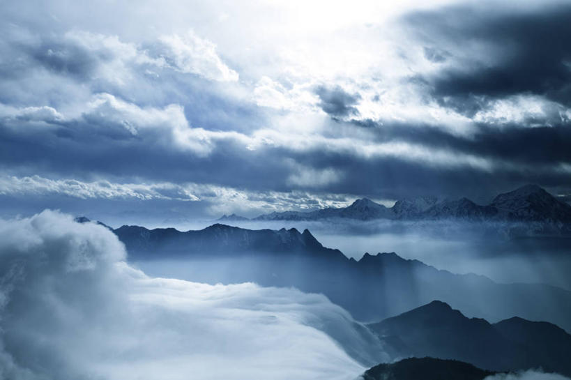 无人,横图,室外,白天,正面,旅游,度假,美景,山,山脉,雾,中国,亚洲,朦胧,梦幻,模糊,发光,光束,景观,山峰,云,云朵,光亮,山峦,云彩,娱乐,白云,自然,群山,享受,休闲,景色,放松,四川省,迷雾,未来,发亮,自然风光,东亚,憧憬,四川,中华人民共和国,西南地区,川,大雾,彩图,积云,浓积云