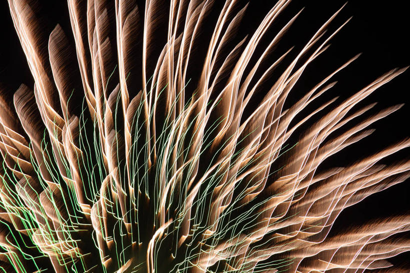 无人,横图,室外,夜晚,正面,长时间曝光,烟火,日本,亚洲,辉煌,焰火,灿烂,璀璨,礼花,光辉,曝光,东亚,本州,本州岛,日本国,近畿地方,近畿,滋贺,滋贺县,花炮,礼花炮,绚烂,光耀,烟花,彩图