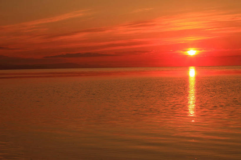 无人,公园,横图,室外,白天,正面,旅游,度假,湖,湖泊,美景,日落,水,太阳,北海道,日本,亚洲,湖面,景观,水流,水面,晚霞,霞光,云,云朵,落日,云彩,娱乐,红色,白云,倒影,自然,黄昏,湖水,享受,休闲,景色,彩霞,放松,倒映,自然风光,东亚,日本国,北海道地方,北海道岛,夕照,反照,薄暮,夕阳,彩图,傍晚,鄂霍次克综合振兴局,国定公园,网走国定公园,猿涧湖,佐吕间湖,斜阳,道东,网走,网走市,网走支厅