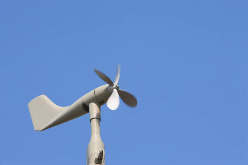 无人,横图,室外,白天,仰视,农业,风能,风力发电机,风车,阴影,环保,电力,光线,影子,设备,蓝色,蓝天,天空,阳光,天,发电,机械,工业,能源,晴朗,资源,风力机,利用,低碳,万里无云,风力发电,风力涡轮机,晴空,晴空万里,彩图,低角度拍摄