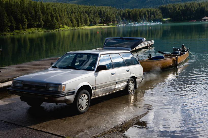 无人,横图,室外,白天,正面,旅游,度假,湖,湖泊,美景,沙滩,树林,水,植物,船,汽车,加拿大,一辆,一艘,沙子,河岸,河滩,湖面,景观,水流,水面,木船,沙地,娱乐,车,树,树木,绿色,自然,交通工具,轿车,湖水,享受,休闲,景色,放松,生长,成长,北美,舟,北美洲,自然风光,载具,美洲,阿尔伯塔省,阿尔伯塔,北亚美利加洲,亚美利加洲,艾伯塔,艾伯塔省,亚伯达,彩图,阿省,艾省,亚伯达省,亚省