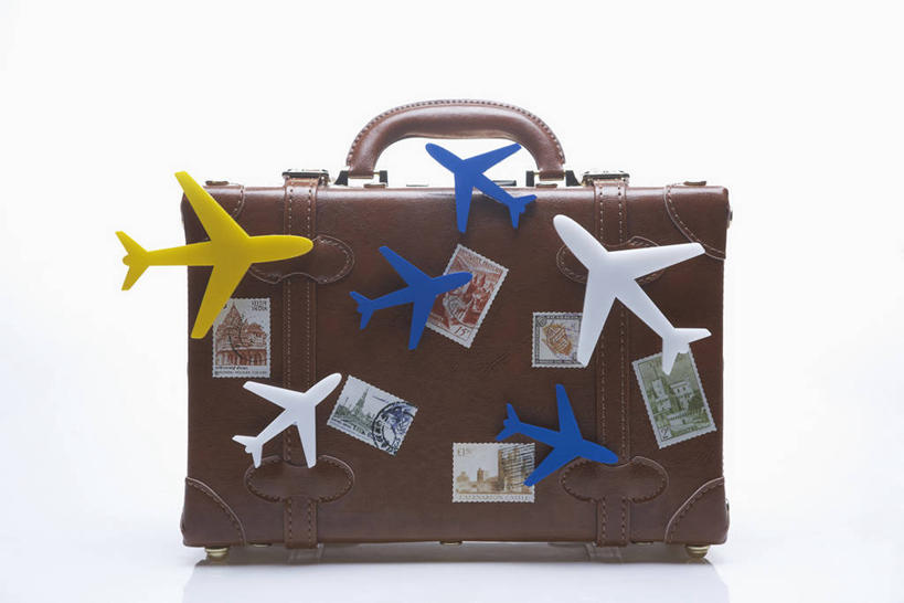 无人,横图,室内,特写,白天,白色背景,正面,飞机,静物,许多,阴影,反射,包,影子,交通,很多,旅行包,航空,一个,交通工具,运输,摄影,影棚,单个,客机,载具,旅游包,提包,彩图,影棚拍摄,拍摄