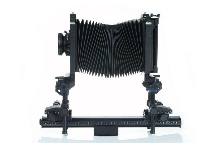 无人,横图,室内,特写,白天,白色背景,正面,静物,相机,拍照,黑色,摄影,影棚,一部,照相机,彩图,影棚拍摄,拍摄,照相,传统相机,胶片相机