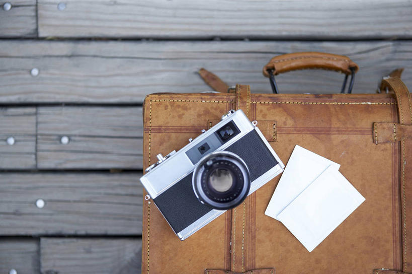 无人,横图,俯视,照片,室内,特写,白天,静物,手提箱,相机,旅行箱,一个,拍照,容器,数码相机,行李箱,箱子,摄影,单个,储藏,出差,储存,一部,相片,照相机,彩图,高角度拍摄,旅行,拍摄,照相,贮存