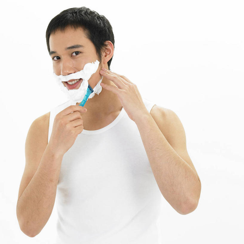 东方人,一个人,站,竖图,室内,白天,白色背景,正面,亚洲,仅一个男性,仅一个人,握,阴影,服装,反射,背心,剃须刀,影子,拿,拿着,注视,黄种人,仅一个年轻男性,衣服,观察,看,清洁,站着,护理,握着,摄影,服饰,影棚,观看,刮胡刀,剃须膏,察看,衣着,穿着,关注,剃须,剃须泡沫,剃须啫喱,仪容,衣饰,刮胡泡,刮胡啫喱,剃须沫,剃须泡,仪表,男人,男性,年轻男性,亚洲人,站立,半身,彩图,影棚拍摄,拍摄