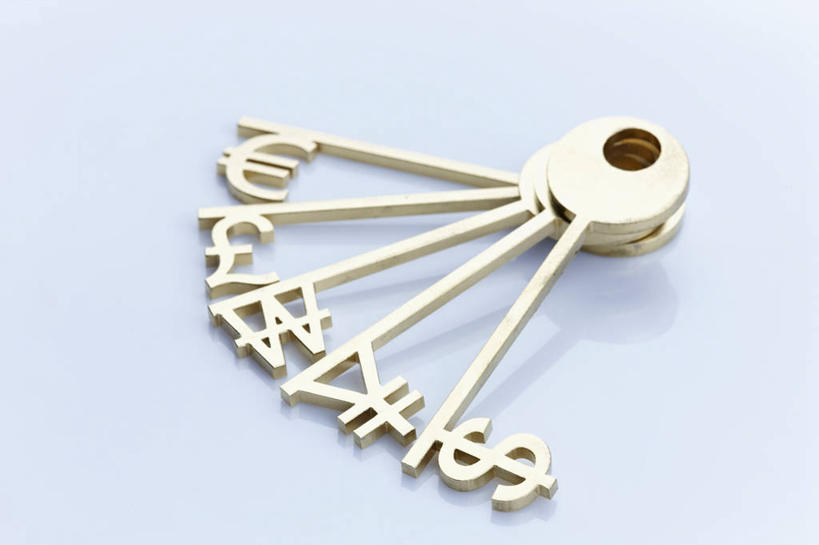 无人,横图,俯视,室内,特写,白天,安全,钱,美元,静物,一排,阴影,蓝色背景,整齐,反射,标志,钱币,文字,影子,防护,钥匙,美金,标识,排列,金融,摄影,影棚,经济,五把,保护,开启,队列,封闭,美圆,保险,私密,流通,贸易,保全,周全,安稳,安定,防盗,平安,货币,美元符号,现金,彩图,高角度拍摄,影棚拍摄,拍摄,欧元符号,英镑符号,人民币符号