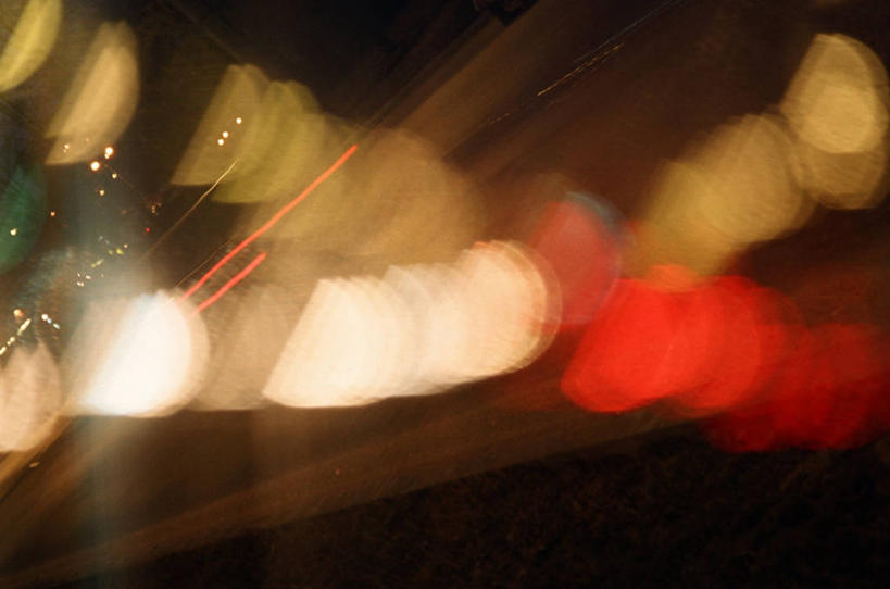 无人,横图,室内,夜晚,正面,长时间曝光,路灯,夜景,照明,朦胧,模糊,灯光,灯,黄色,红色,橙色,照亮,照明设备,曝光,彩图