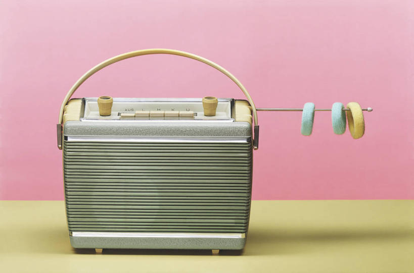 无人,横图,室内,特写,白天,正面,静物,阴影,粉色背景,反射,影子,设备,一个,收音机,摄影,影棚,单个,信号,无线电,广播,无线电技术,彩图,影棚拍摄,拍摄
