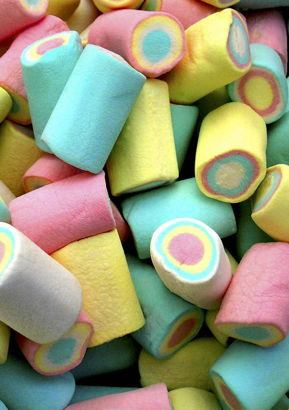 无人,竖图,俯视,彩色,室内,特写,白天,一堆,许多,堆叠,堆积,食品,糖,糖果,甜点,甜品,软糖,很多,棉花糖,食物,甜食,堆,五颜六色,色彩斑斓,五彩缤纷,五彩斑斓,五光十色,彩图,高角度拍摄