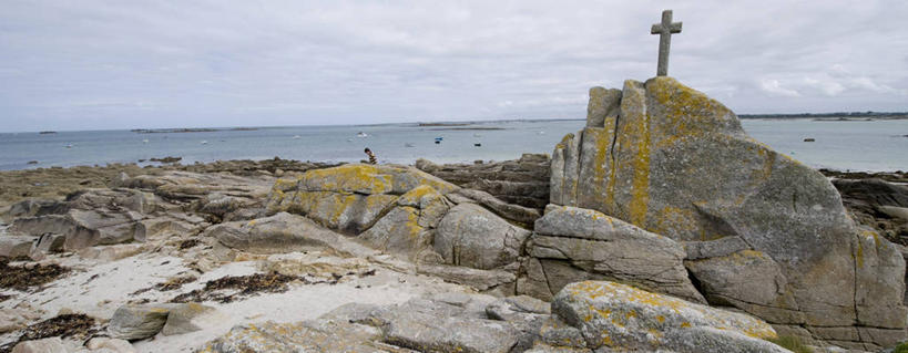 无人,横图,室外,白天,正面,旅游,度假,海浪,海洋,石头,美景,沙滩,法国,欧洲,沙子,石子,海岸,景观,浪花,水平线,云,云朵,辽阔,海平线,沙地,云彩,娱乐,白云,自然,海水,享受,休闲,广阔,景色,放松,一望无际,布列塔尼,西欧,法兰西,自然风光,海景,法兰西共和国,法兰西第五共和国,无边无际,一马平川,菲尼斯泰尔省,布列塔尼地区,非尼斯泰尔省,大海,风浪,海,海水的波动,海滩,近岸浪,石块,岩石,涌浪,彩图,水天相接,水天一线