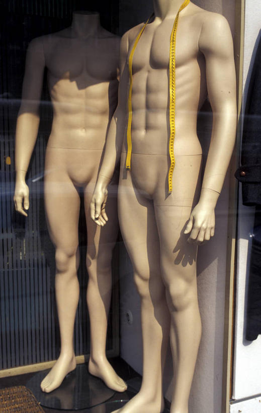 无人,竖图,室内,白天,正面,静物,一条,阴影,反射,测量,皮尺,人造模特,影子,刻度,两个,黄色,尺,道具,测量工具,尺子,腰围尺,服装模特,模特道具,时装道具,展示道具,服装模特道具,陈列道具,量具,量仪,塑料卷尺,服装尺,裁缝尺,彩图