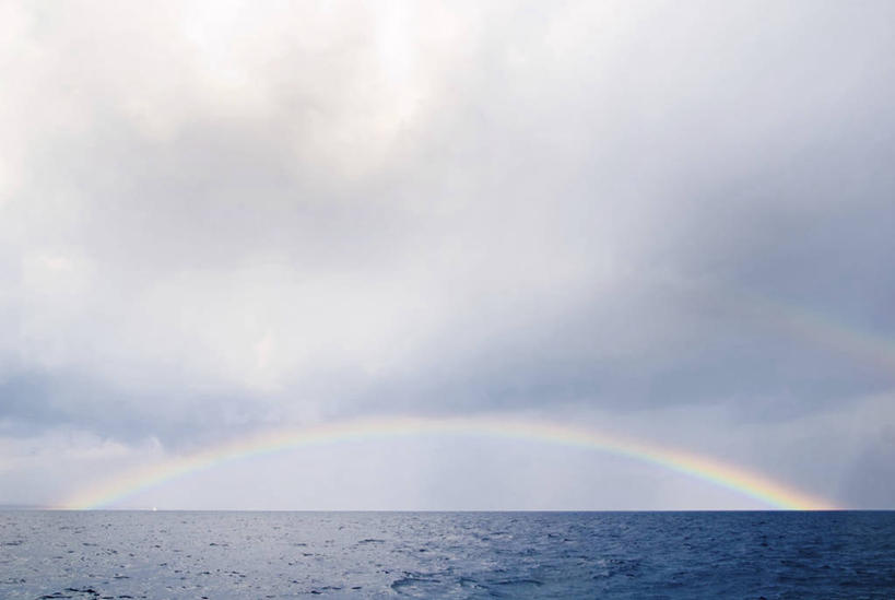 无人,横图,室外,白天,正面,旅游,度假,彩虹,海浪,海洋,美景,西班牙,欧洲,景观,浪花,水平线,乌云,云,阴天,云朵,辽阔,海平线,云彩,娱乐,天空,自然,海水,天,享受,休闲,广阔,景色,放松,一望无际,昏暗,阴沉,南欧,自然风光,海景,马略卡岛,西班牙王国,无边无际,一马平川,巴利阿里群岛,马略卡,巴利阿里,大海,风浪,海,海水的波动,近岸浪,涌浪,虹,虹桥,七彩虹,天虹,彩图,马洛卡岛,水天相接,水天一线