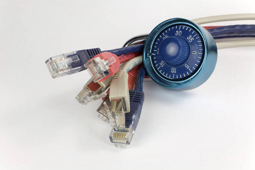 无人,横图,俯视,室内,特写,白天,白色背景,通讯,安全,数据,静物,许多,阴影,环绕,缠绕,反射,传输,影子,防护,很多,锁,摄影,密码锁,影棚,保护,网线,保险,水晶头,私密,纠缠,保全,周全,安稳,安定,防盗,线缆,平安,彩图,高角度拍摄,影棚拍摄,拍摄,号码锁