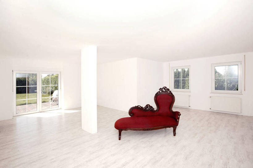 无人,家,横图,室内,白天,正面,草地,草坪,植物,别墅,窗户,地板,家具,落地窗,装修,建筑,椅子,欧式,装饰,房屋,墙,屋子,公寓,地面,豪华,建设,现代,装潢,洋房,楼房,木地板,玻璃窗,墙壁,墙面,住宅,草,树,树木,红色,绿色,白色,自然,室内装潢,生长,成长,样板房,明亮,舒适,贵妃椅,家居装潢,房屋设计,地中海风格,古典风格,简约风格,室内设计,宽敞,样板房装潢,设计,彩图,房子,贵妃榻