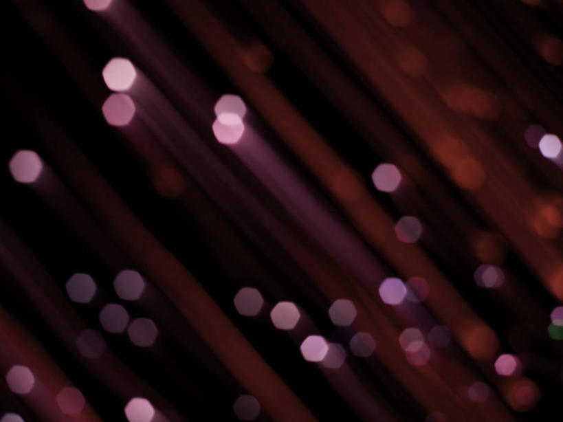 无人,横图,室内,特写,白天,正面,长时间曝光,一排,阴影,黑色背景,整齐,光纤,光线,线条,影子,灯光,排列,红色,摄影,影棚,光导纤维,队列,曝光,传输介质,全反射,传导工具,彩图,影棚拍摄,拍摄