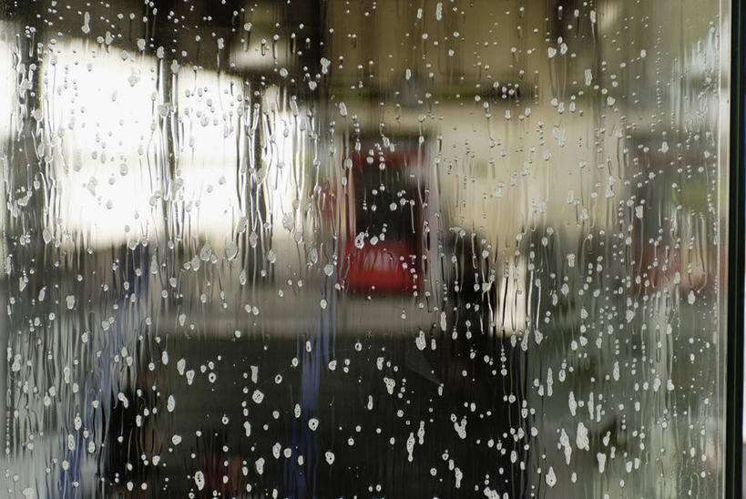 无人,横图,室内,特写,白天,正面,水,窗户,朦胧,模糊,泡沫,液体,水滴,玻璃窗,荡涤,洗濯,清洗,彩图