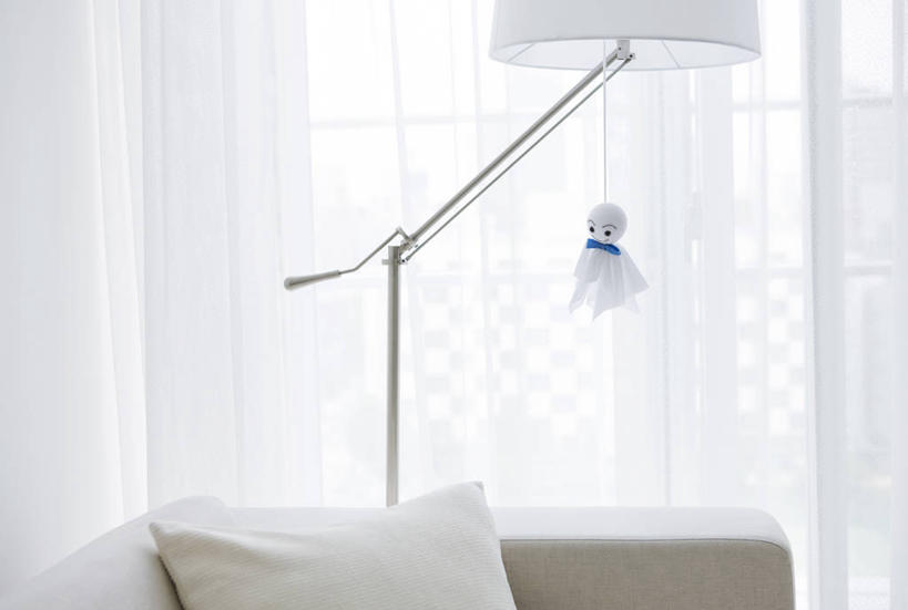 无人,客厅,横图,室内,白天,正面,窗帘,靠垫,沙发,照明,吊挂,悬挂,装饰,灯光,靠枕,挂,文化,灯,一个,帘子,灯具,垫子,落地灯,枕头,祈祷,健康,遮阳,许愿,单个,纪念,华丽,修饰,祈求,晴天娃娃,照亮,点缀,起居室,照明设备,布艺沙发,衬托,美观,雅致,雅观,放晴娘,晴天和尚,扫晴娘,扫天婆,客堂,平安,彩图