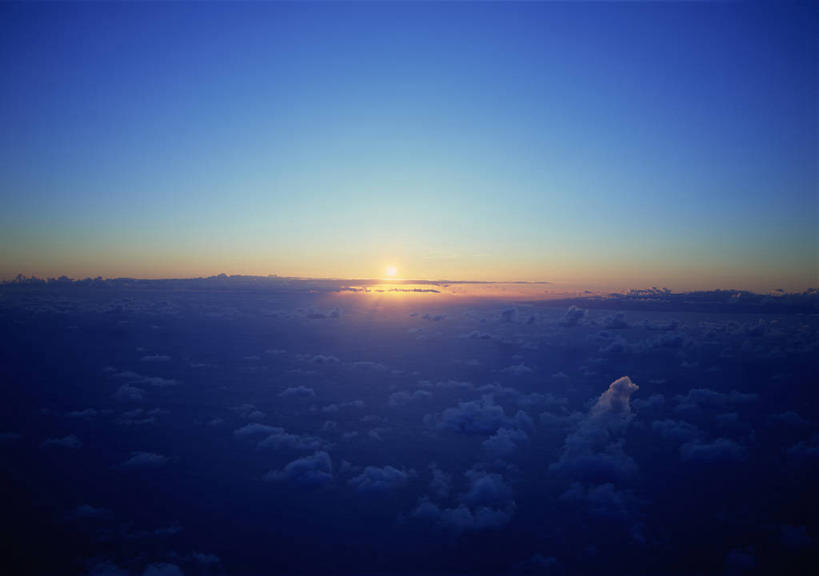 无人,横图,室外,白天,正面,日出,美景,太阳,地平线,景观,云,云海,辽阔,地面,朝霞,晨曦,黎明,云层,天空,阳光,自然,天,广阔,景色,一望无际,自然风光,延伸,天地相交,无边无际,一马平川,自然景观,朝阳,彩图,卯时,破晓,日始