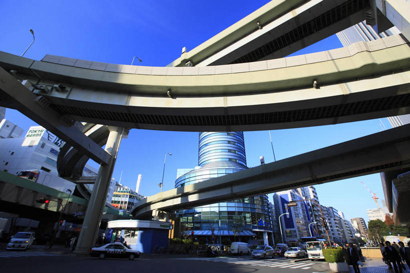 无人,家,高楼大厦,横图,室外,白天,仰视,度假,美景,植物,城市风光,标志建筑,城市,大桥,大厦,道路,地标,建筑,路,摩天大楼,桥梁,公路,东京,日本,亚洲,阴影,光线,影子,房屋,屋子,景观,高架,公寓,桥,交通,娱乐,建设,洋房,楼房,住宅,树,树木,蓝色,绿色,蓝天,天空,阳光,自然,天,享受,休闲,景色,放松,生长,晴朗,成长,高架桥,东亚,高架道路,跨线桥,本州,万里无云,关东地方,本州岛,日本国,东京都,首都高速,首都高速道路,晴空,晴空万里,马路,彩图,低角度拍摄,房子,大楼,高层建筑,高楼,摩天楼