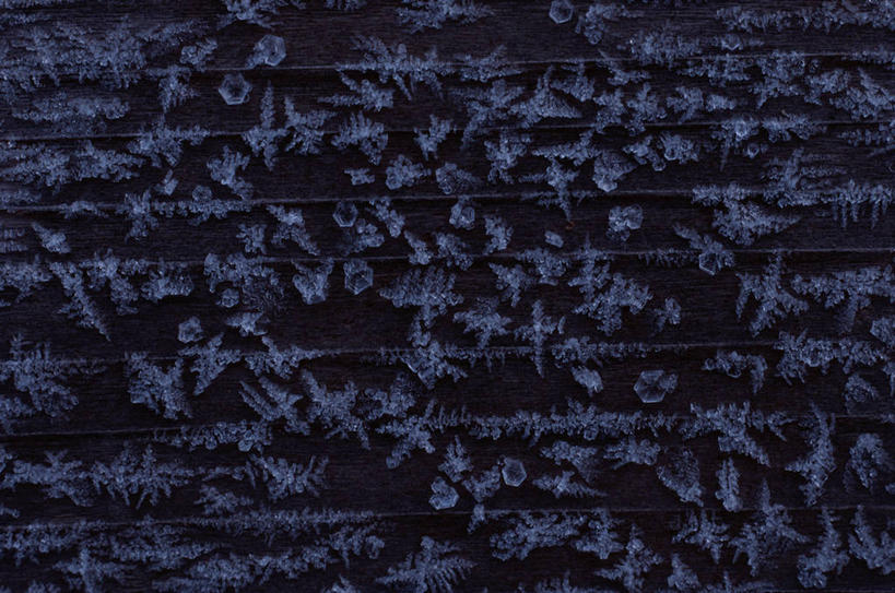 无人,横图,室外,特写,白天,正面,建材,建筑,纹路,材料,木板,木材,纹理,冰,木柴,寒冷,建造,木料,冰冷,肌理,严寒,冰凉,酷寒,凛冽,凛凛,极冷,彩图