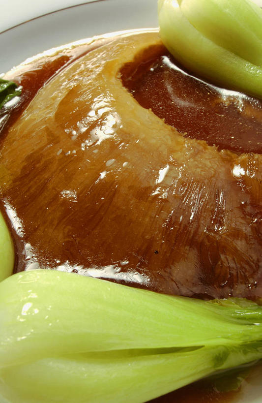 无人,竖图,俯视,室内,特写,白天,蔬菜,餐具,阴影,新鲜,反射,碟子,盘,影子,青菜,食品,食物,一个,盘子,碟,有机食品,绿色食品,单个,鱼翅,小白菜,不结球白菜,鲛鲨翅,鲛鱼翅,金丝菜,沙鱼翅,鲨鱼翅,鲨鱼鳍,彩图,高角度拍摄