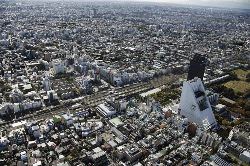 无人,家,高楼大厦,横图,俯视,航拍,室外,白天,度假,美景,树林,植物,城市风光,标志建筑,城市,大厦,地标,建筑,摩天大楼,东京,日本,亚洲,阴影,光线,影子,房屋,屋子,景观,公寓,建筑群,娱乐,建设,洋房,楼房,住宅,树,树木,绿色,阳光,自然,享受,休闲,景色,放松,生长,成长,鸟瞰,东亚,本州,关东地方,本州岛,日本国,东京都,中野区,彩图,高角度拍摄,房子,大楼,高层建筑,高楼,摩天楼,中野,中野站,中野车站