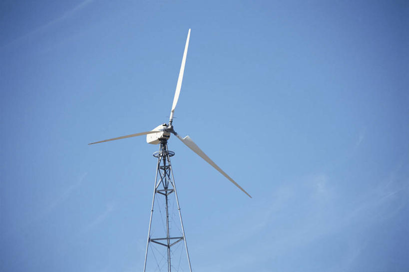 无人,横图,室外,特写,白天,仰视,农业,风能,风力发电机,风车,阴影,环保,电力,光线,影子,设备,蓝色,蓝天,天空,阳光,天,发电,机械,工业,能源,晴朗,资源,风力机,利用,低碳,万里无云,风力发电,风力涡轮机,晴空,晴空万里,彩图,低角度拍摄