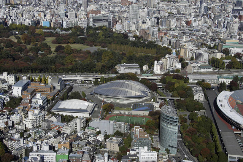 无人,体育馆,公园,家,高楼大厦,运动场,横图,俯视,航拍,室外,白天,度假,草地,草坪,美景,树林,植物,城市风光,标志建筑,城市,大厦,道路,地标,建筑,路,摩天大楼,东京,日本,亚洲,房屋,屋子,景观,公寓,建筑群,小路,交通,娱乐,建设,体育场,洋房,楼房,住宅,草,树,树木,绿色,自然,享受,休闲,景色,放松,生长,成长,鸟瞰,东亚,本州,关东地方,本州岛,日本国,东京都,运动馆,涩谷,涉谷,涩谷区,代代木公园,彩图,高角度拍摄,房子,大楼,高层建筑,高楼,摩天楼,代代木国立综合体育馆