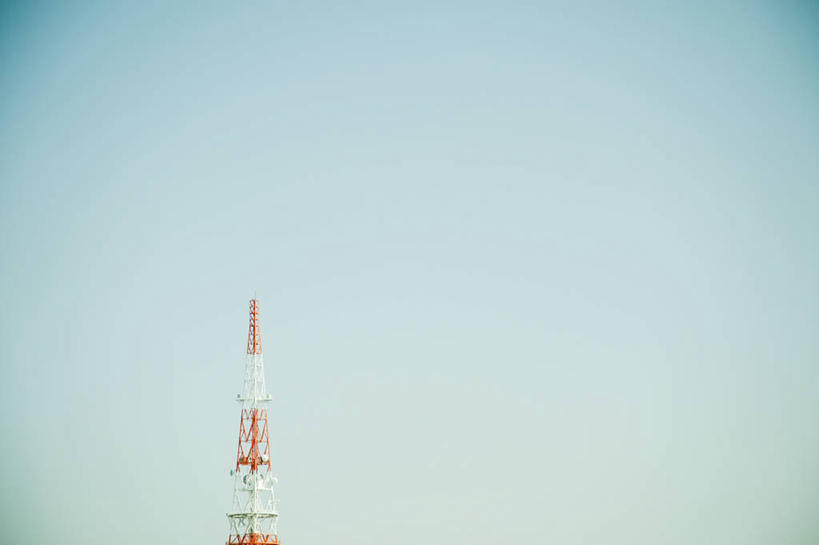 无人,横图,室外,白天,仰视,旅游,度假,美景,阴影,光线,影子,景观,娱乐,蓝色,蓝天,天空,阳光,自然,天,享受,休闲,景色,放松,晴朗,自然风光,万里无云,通信塔,晴空,晴空万里,彩图,低角度拍摄