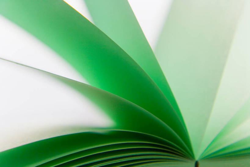 无人,横图,室内,特写,白天,正面,静物,书籍,一本,阴影,反射,影子,绿色,书本,打开,翻开,掀开,书,图书,彩图