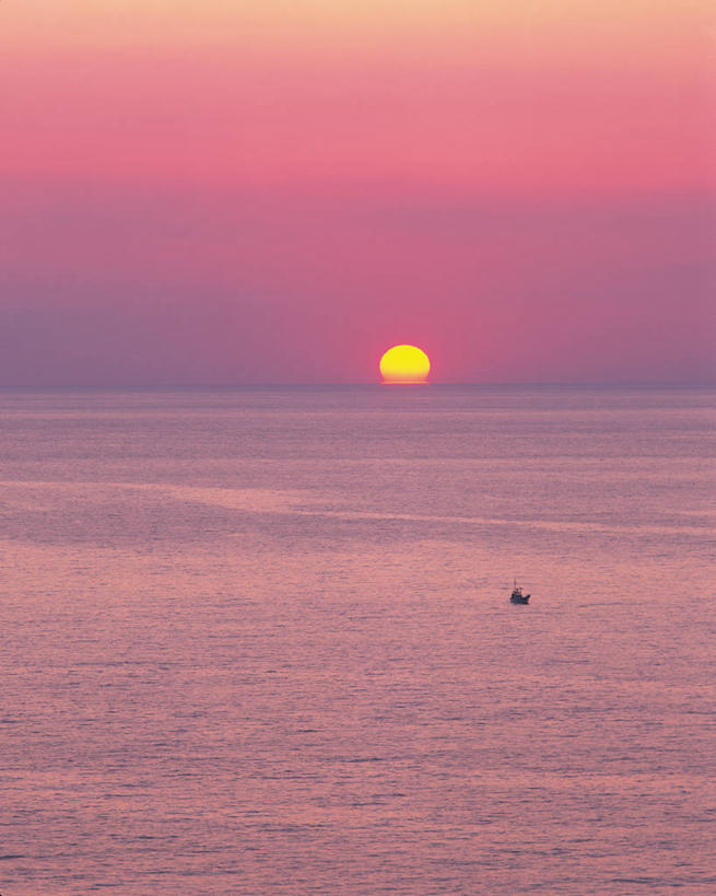 无人,竖图,室外,白天,正面,旅游,度假,海浪,海洋,美景,日落,太阳,静冈县,日本,亚洲,景观,浪花,水平线,晚霞,霞光,落日,辽阔,海平线,娱乐,天空,自然,海水,黄昏,天,享受,休闲,广阔,景色,彩霞,放松,一望无际,自然风光,海景,东亚,本州,本州岛,日本国,中部地方,静冈,无边无际,一马平川,夕照,薄暮,伊豆半岛,大海,风浪,海,海水的波动,近岸浪,涌浪,夕阳,彩图,傍晚,贺茂郡,西伊豆町,水天相接,水天一线,斜阳