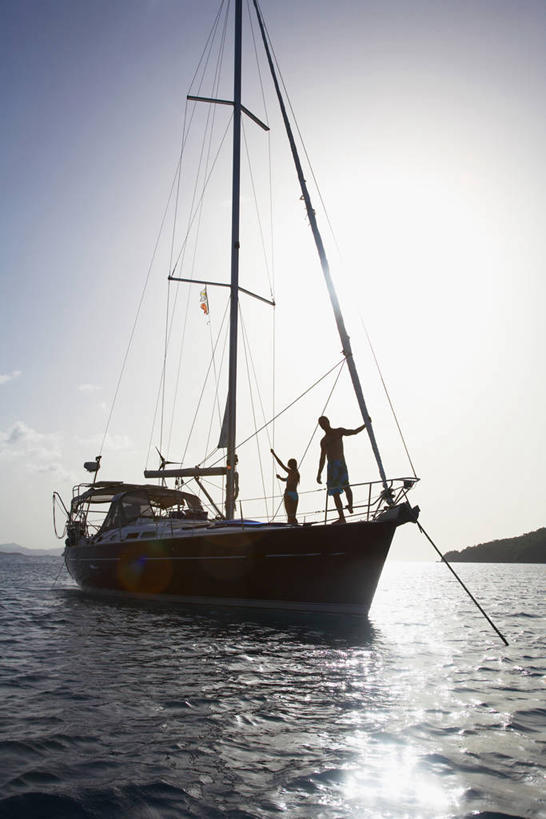 帆船,东方人,中年人,两个人,家庭,夫妻,站,举,竖图,室外,白天,正面,爱情,海浪,海洋,美景,船,加勒比海,亚洲,一艘,握,阴影,服装,光线,影子,景观,浪花,背光,浪漫,休闲装,黄种人,衣服,蓝色,蓝天,天空,阳光,自然,海水,交通工具,天,托,站着,休闲,温暖,温馨,一家人,休闲服,景色,南美,恩爱,握着,恋人,服饰,晴朗,和睦,南美洲,拉丁美洲,自然风光,载具,美洲,逆光,海景,万里无云,维京群岛,亚美利加洲,南亚美利加洲,处女群岛,美属处女群岛,美属维尔京群岛,维尔京群岛,帆樯,桅竿,美属维京群岛,圣约翰岛,男人,男性,女人,女性,中年男性,中年女性,亚洲人,夫妇,情侣,大海,风浪,海,海水的波动,近岸浪,涌浪,晴空,晴空万里,举起,举手,举着,向上举,向上伸,向上托,站立,彩图,全身,帆柱,伴侣,融洽