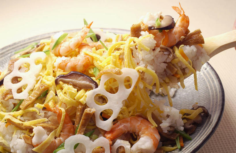 米饭,无人,横图,俯视,室内,特写,白天,烹饪,餐桌,桌子,蔬菜,餐具,一把,一堆,许多,阴影,堆叠,堆积,新鲜,反射,木制,碟子,盘,影子,勺子,蛋,鸡蛋,肉,日本料理,料理,食品,饭,很多,藕,菜肴,美食,肉类,食物,一个,盘子,木制品,调羹,碟,汤匙,日式料理,日式,佳肴,有机食品,绿色食品,单个,餐台,堆,虾肉,五谷,肉食,草鸡蛋,卵,莲藕,彩图,高角度拍摄,本鸡蛋,笨鸡蛋,柴鸡蛋,山鸡蛋,土鸡蛋,菜藕,光旁,果藕,荷藕,湖藕,藕节,水鞭蓉